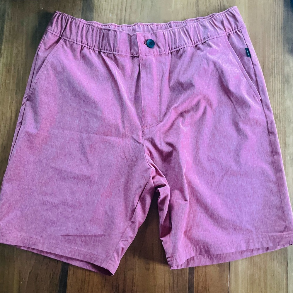 Oakley pink hybrid men short size 33